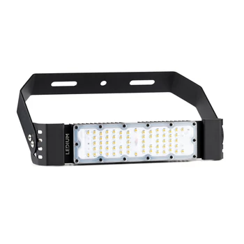 Ledium Black Sparkle® növényvilágító LED lámpa, teljes spektrumú, 230V / 55W / IP65, 90°, 128 µmol, állítható kengyelen