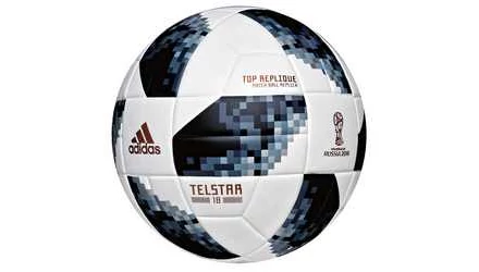 Ajándék Adidas 2018 VB labda 